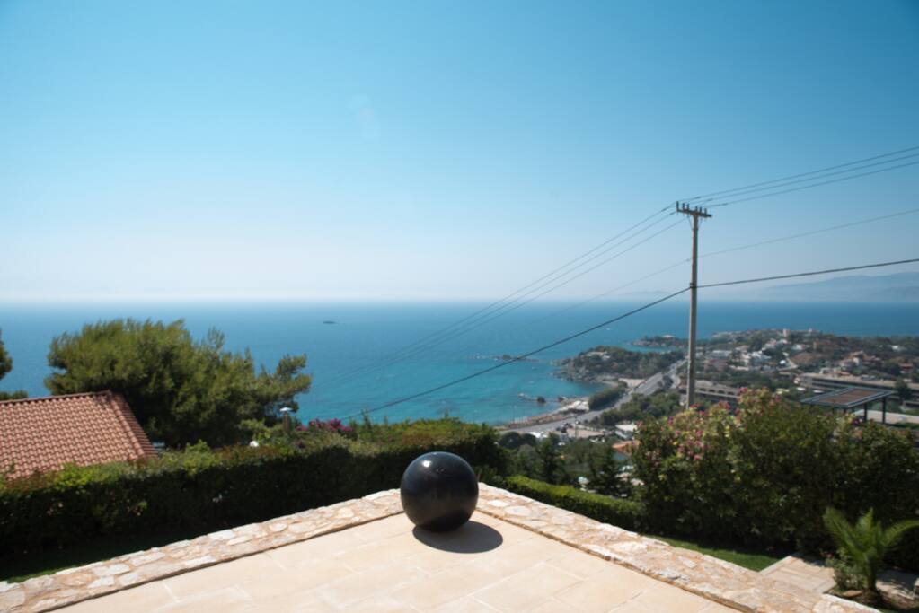 I yearn for a limitless view of the sea, for the colors and smells of the Mediterranean Sea!