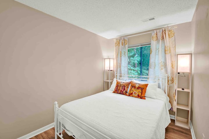 ห้องนอน 3 เตียงควีนไซส์