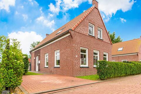 Cozy detached house near Breskens with garden and two nice terraces