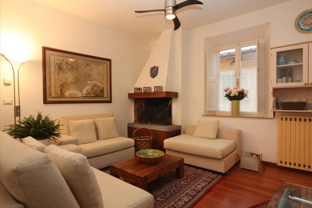 Open fireplace and comfy sofas