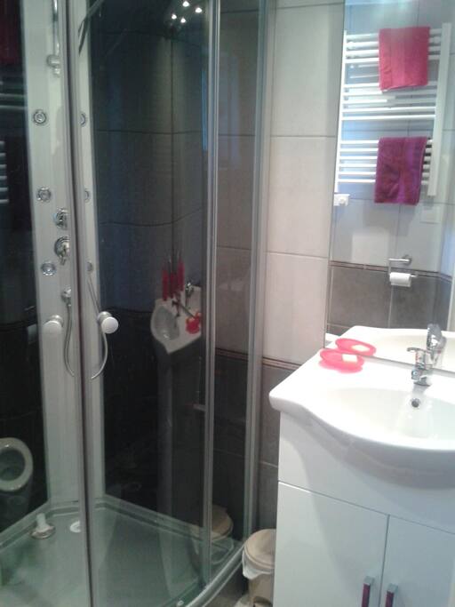 SDB privée avec WC