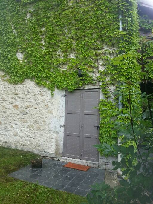 Entrance to apartment