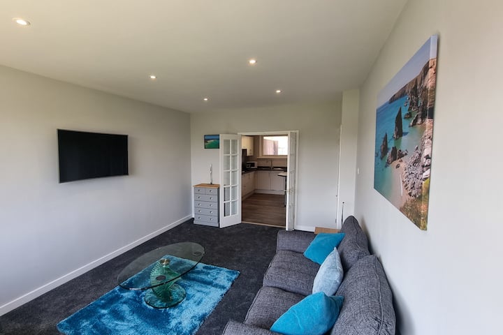 Cornish Village Getaway - Redruth