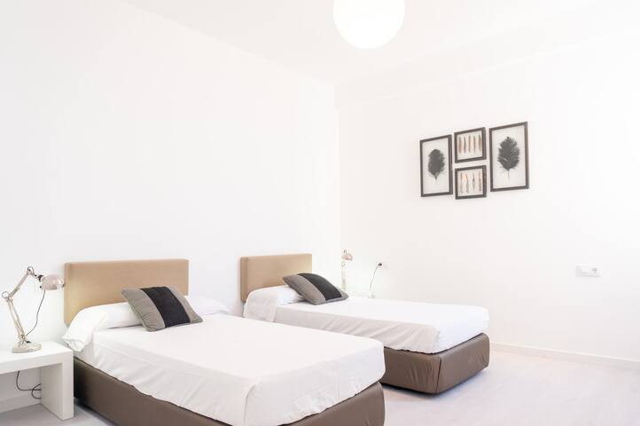 Valencia Luxury – Boutique Center Estándar gallery image 5