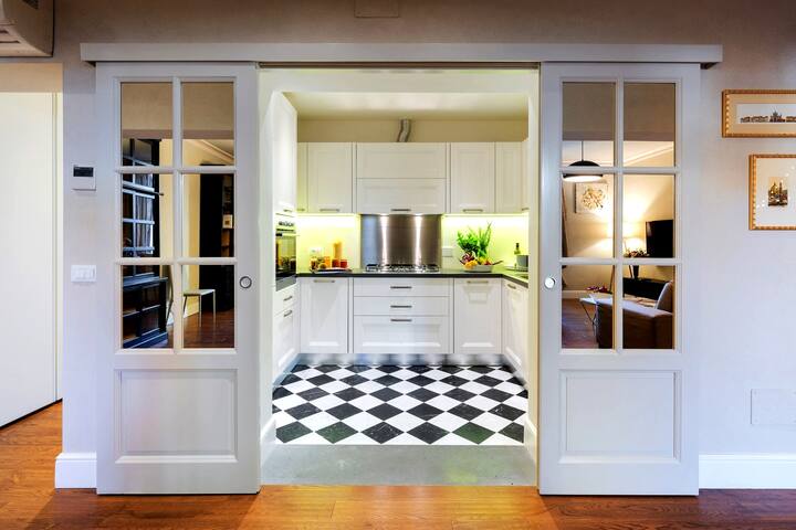 Atmosphere of Home in Florence: Cathedral View gallery image 4