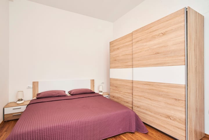 Спална соба L