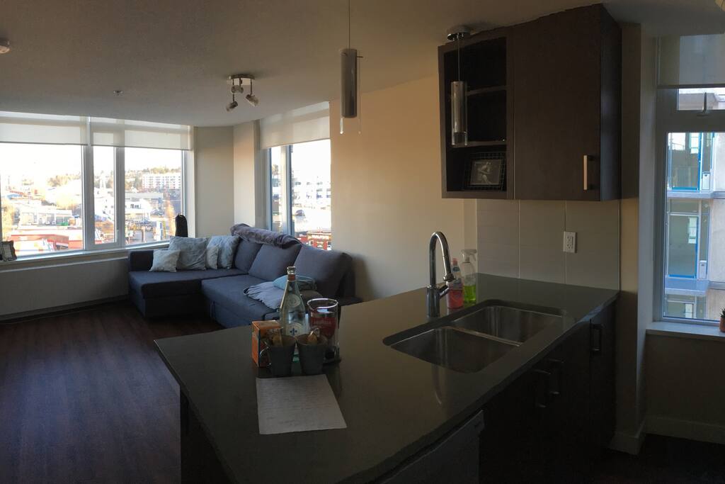 Open floor plan!