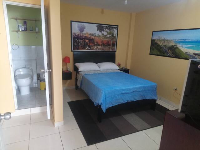 Private room+pick up and free transfer at any time