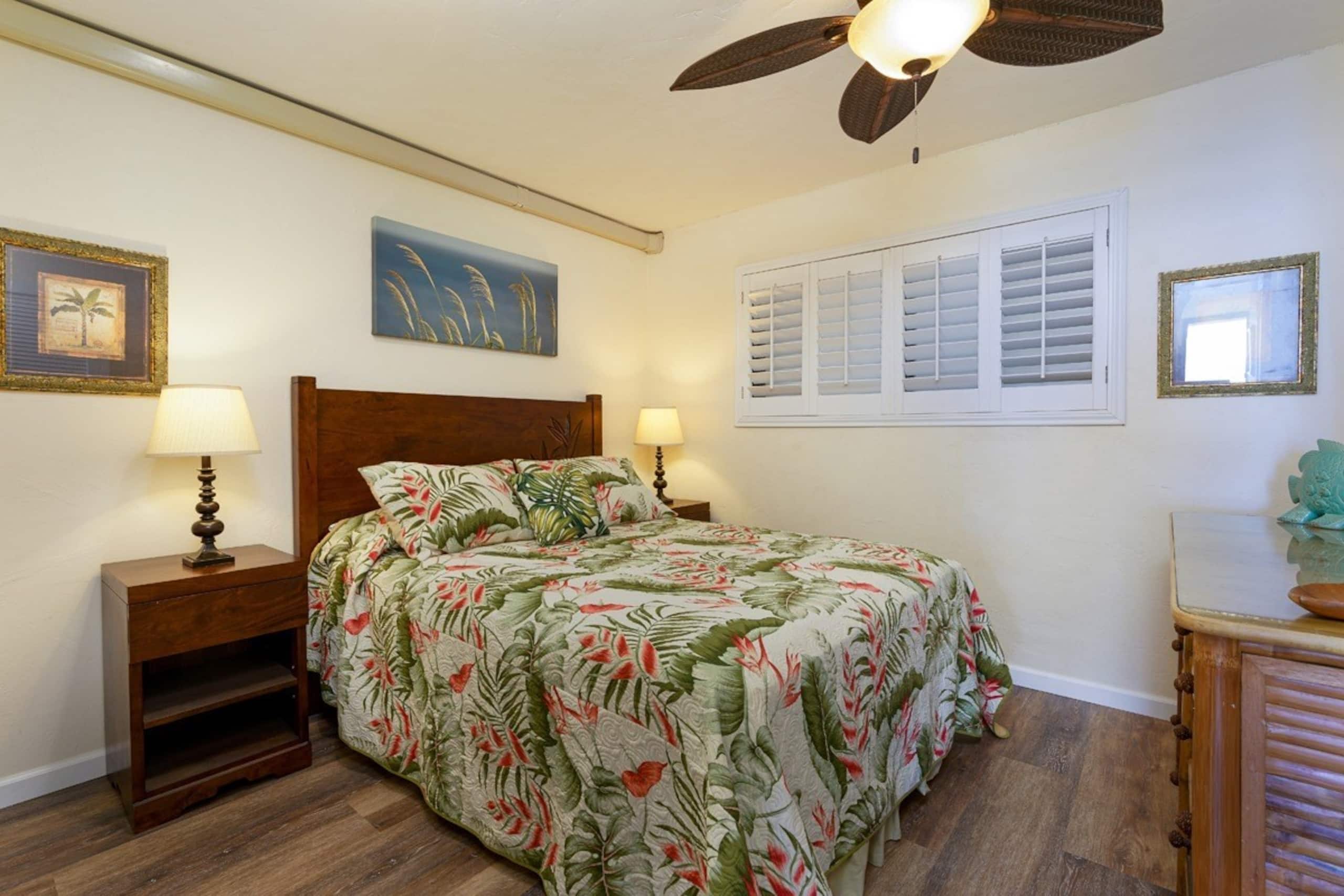 Ocean Front, Kuhio Shores, 30 ft to the water A/C - Photo 11