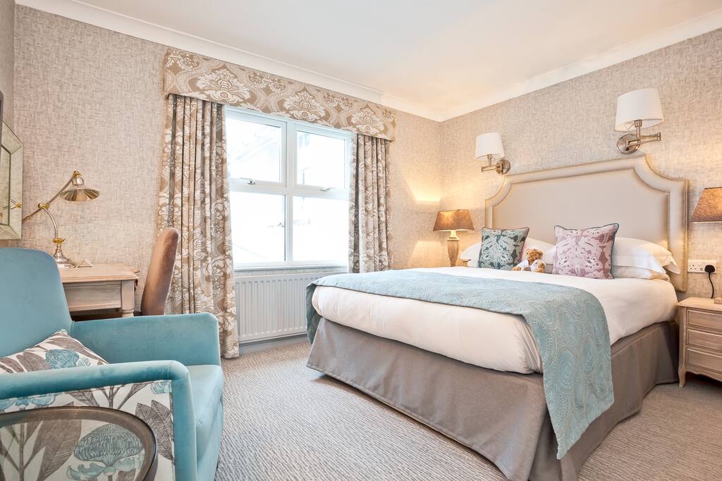 Classic Double Room