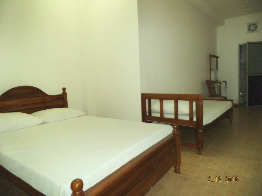 Triple Room ground floor
and bathroom.
