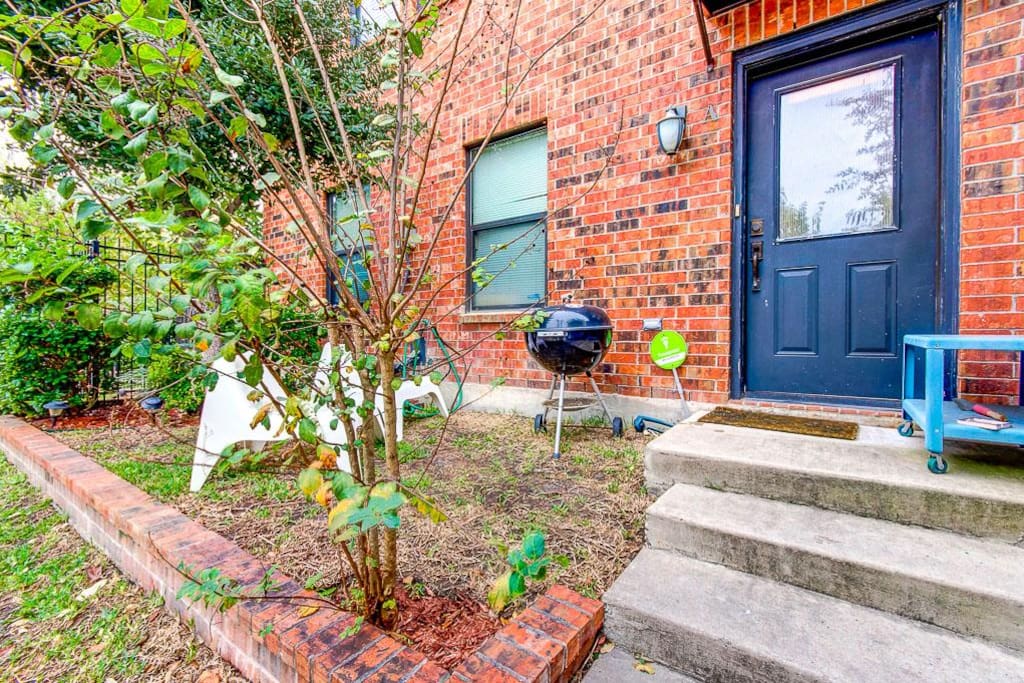Front yard - BBQ area