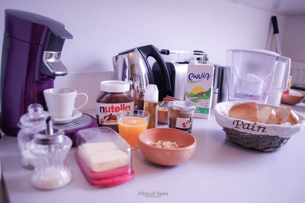 Petit déjeuner (inclus)