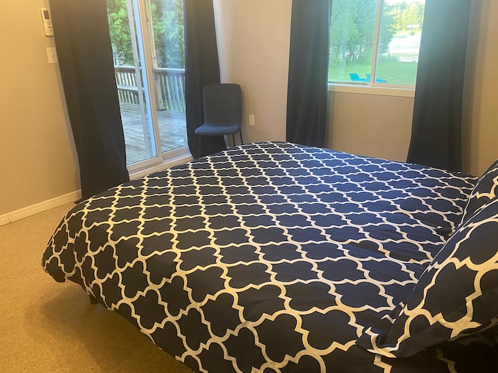 Chumba cha kulala #1 upande mwingine mtazamo 
Malkia kitanda