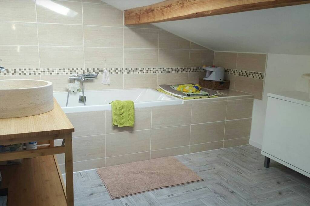 Salle de bain etage