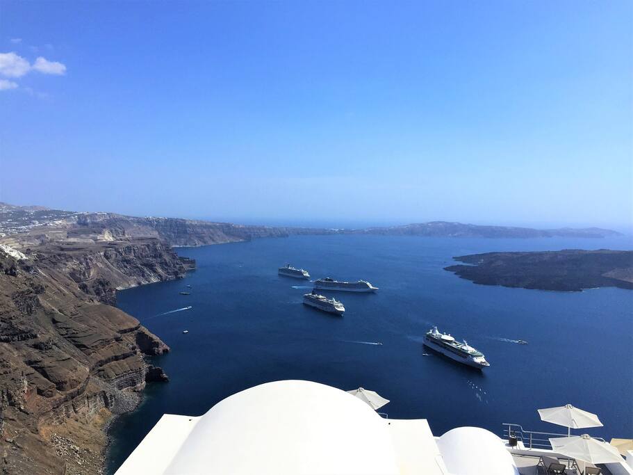 Blue Moon Villa - Caldera's View