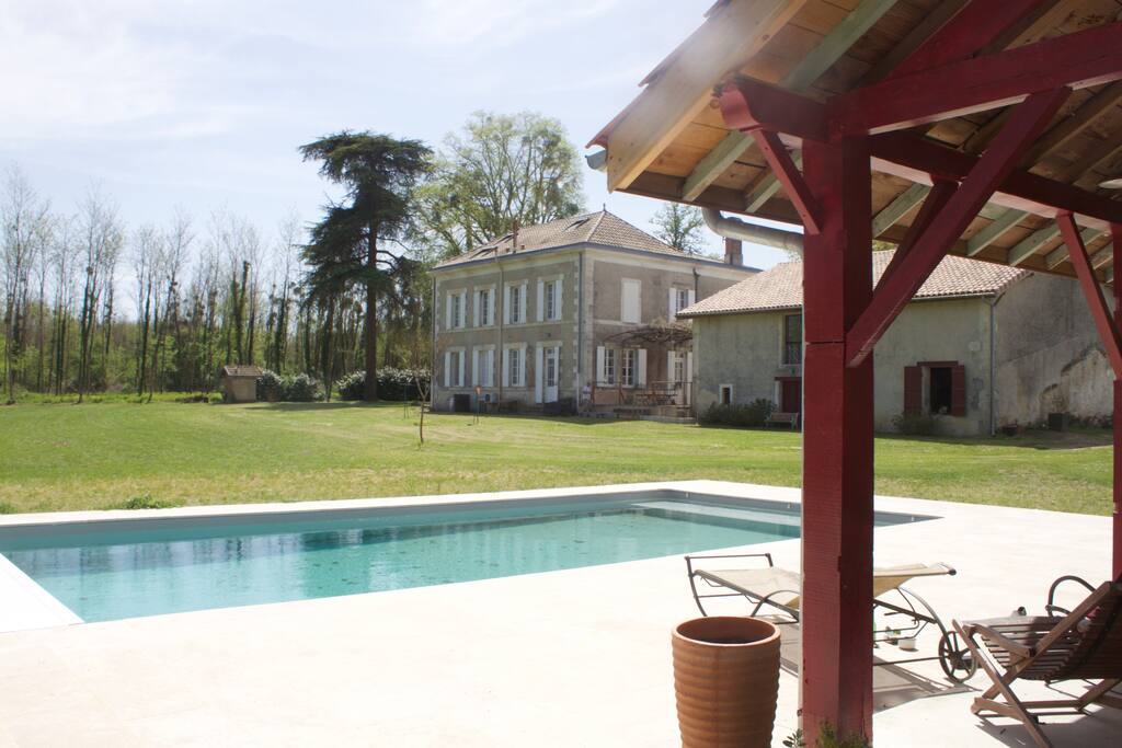 Vue de la piscine