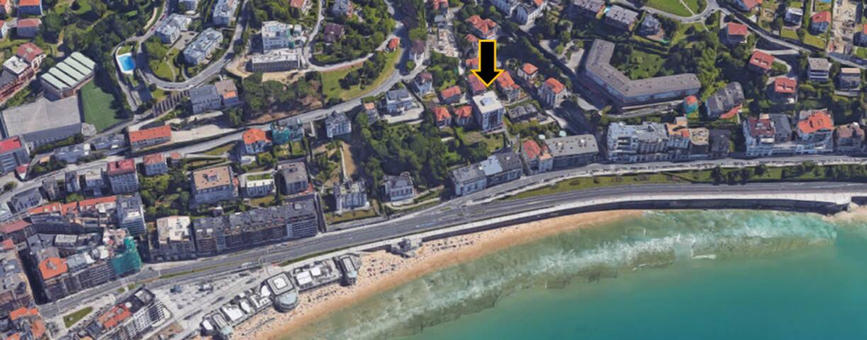 Amazing property with TOTAL views Concha Bay! gallery image 2