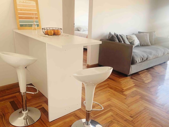 Departamento de 2 ambientes en Caballito con balcón y vista a pileta