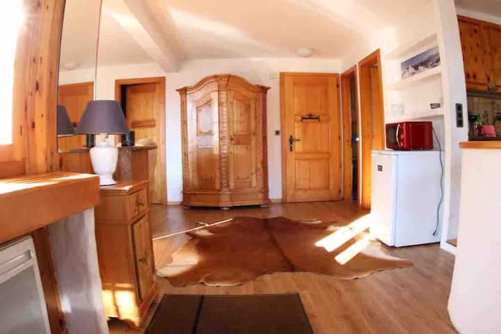 Chalet
Un Appartement (4)
Dans Un Chalet En Bois - Crans-Montana