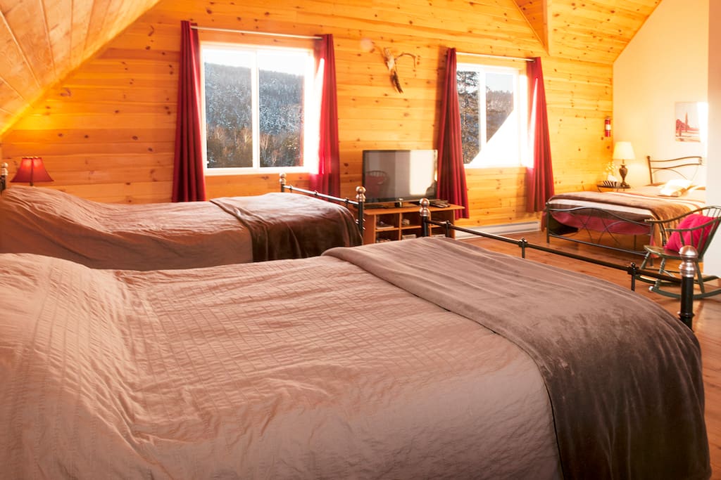 3 chambre avec plus d'un lits