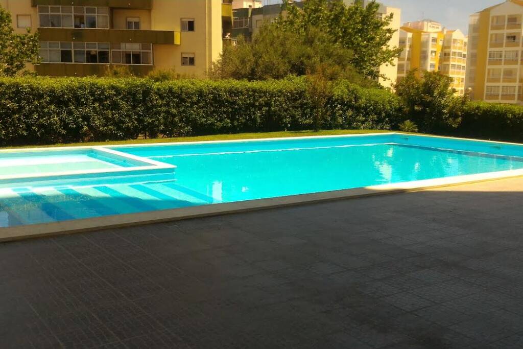 featuring 2 pools | 1x garden level + 1x overview roof top