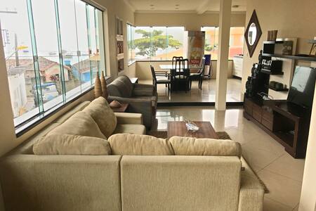 Casa de praia em Gov. Celso Ramos -Ganchos de fora