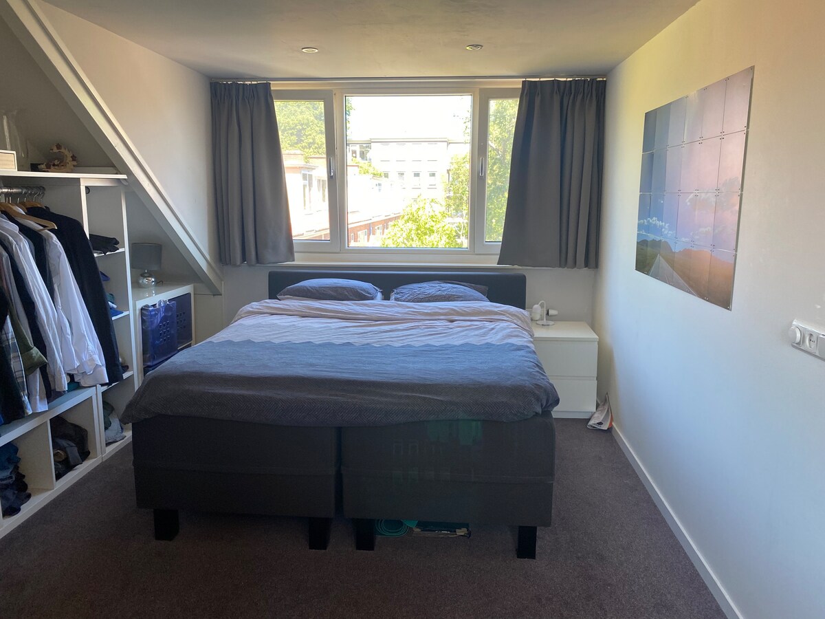 Dhoma e gjumit 3 (1.60 x 2.00)