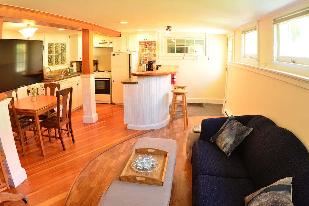 Kitchen and Seating Bar