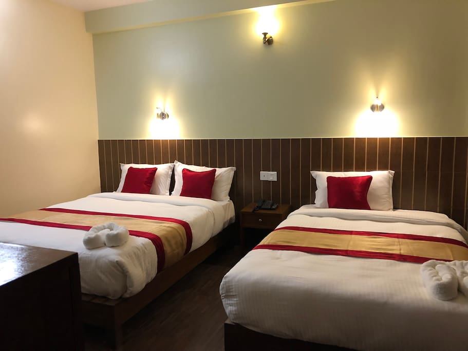 Twin Bed Room