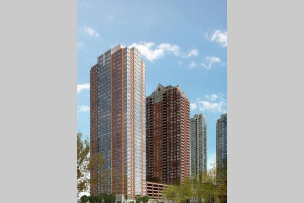 Waterfront high-rise building of 39 floors