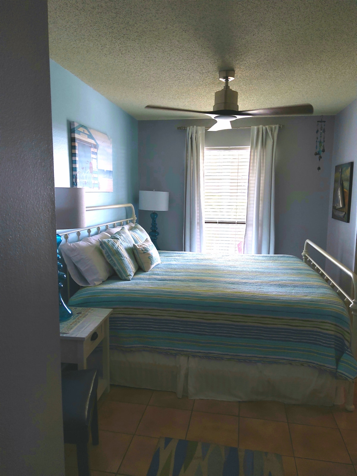 Veľká manželská posteľ