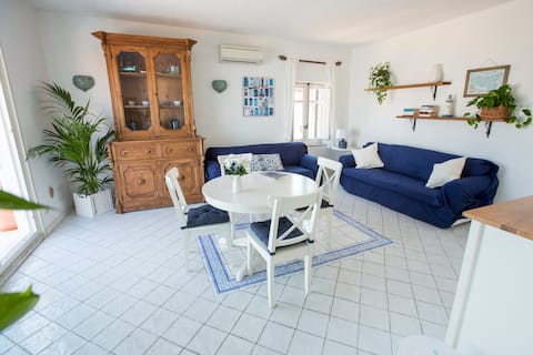 Successful Airbnb property: Azzurro House in Cefalù