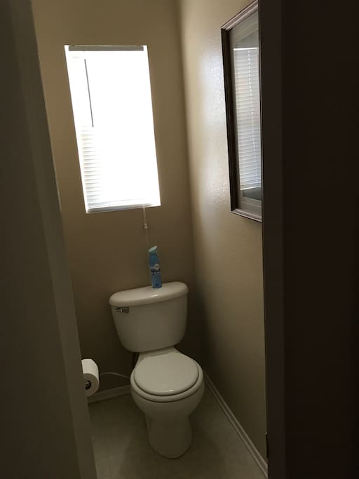 Private toilet room