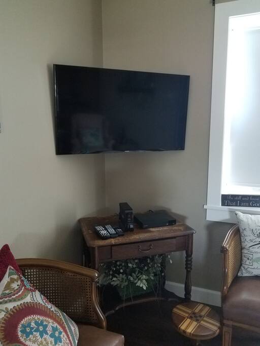 Dish Network, smart TV, DVD