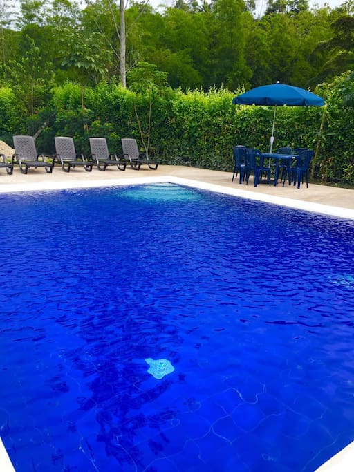Piscina 2 cerca a Green House