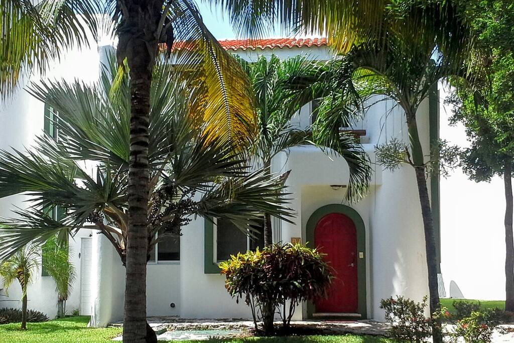 frente de la villa