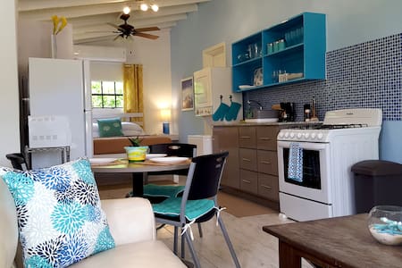 "Aurora" - Studio Apt. near Rockley Resort & Beach