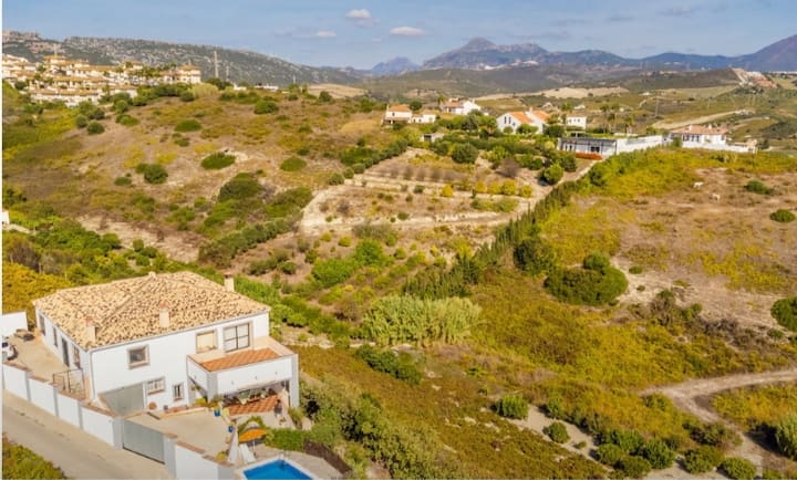Villa En Manilva Con Impresionantes Vistas! - Manilva