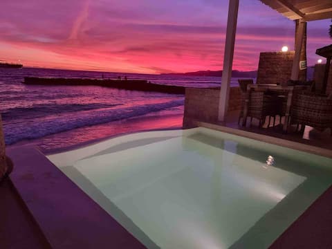 Infinity Pool | Oceanfront Luxury|Discounted