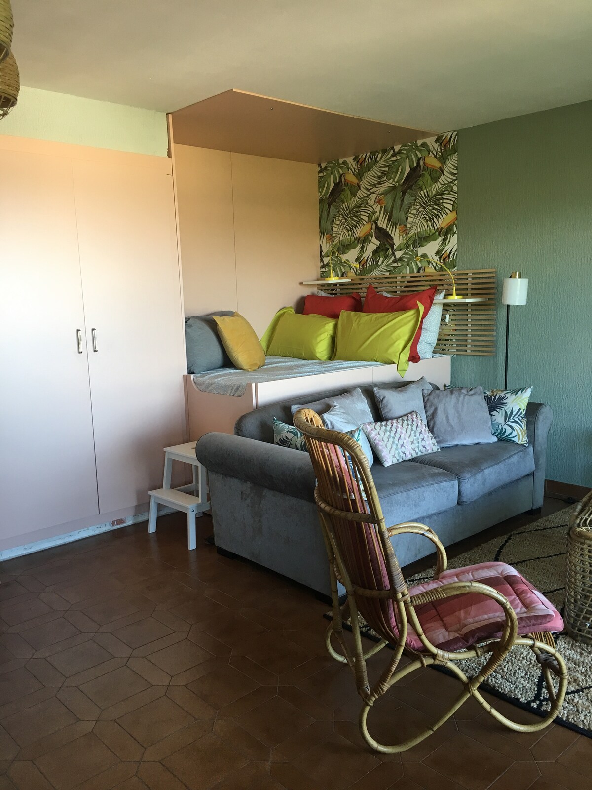 Leistungsstarkes Airbnb: SANARY – My sea view in Six Fours Les Plages