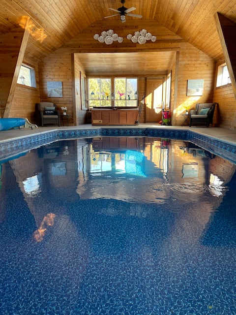 The Lodge with Indoor Pool at Heart & Ridge
