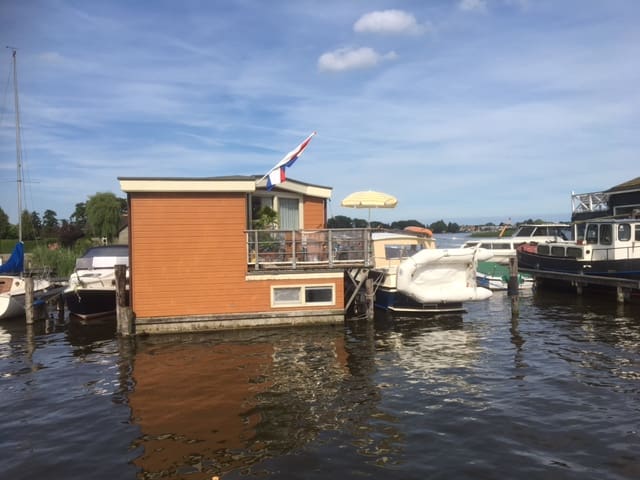 woonboot te huur noord holland quot houseboat westeinder dream woonboten te huur in woonboot te huur noord holland quot houseboat westeinder dream woonboten te huur in