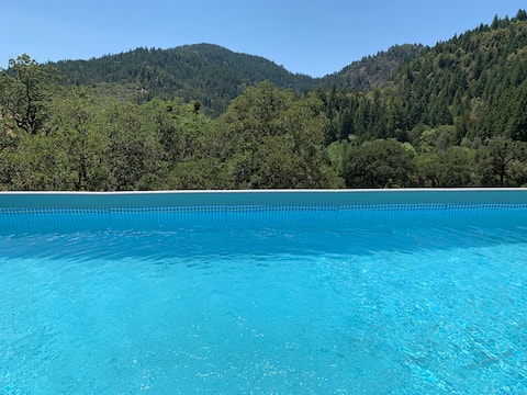 Stunning large home w views on 50ac/pool/hot tub