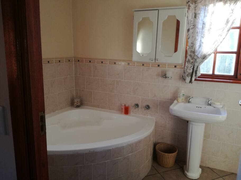Corner Bath