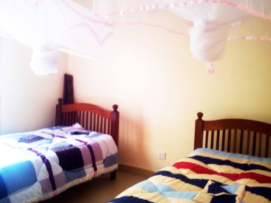 Bedroom 3 - twin bed