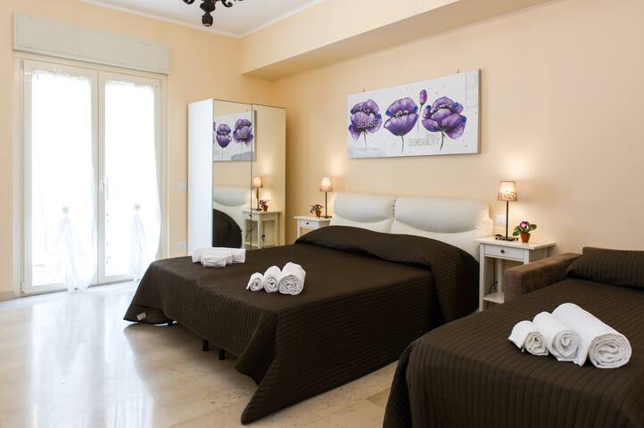 House Gregory gallery image 2