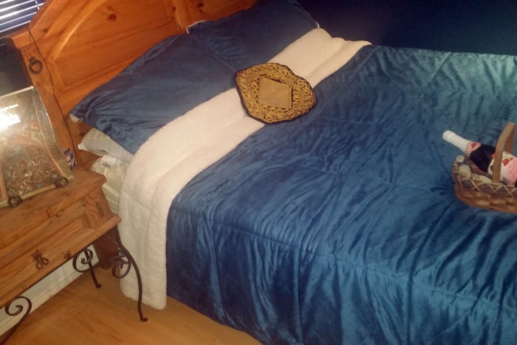 The tempurpedic mattress will make you feel like you slept on air!