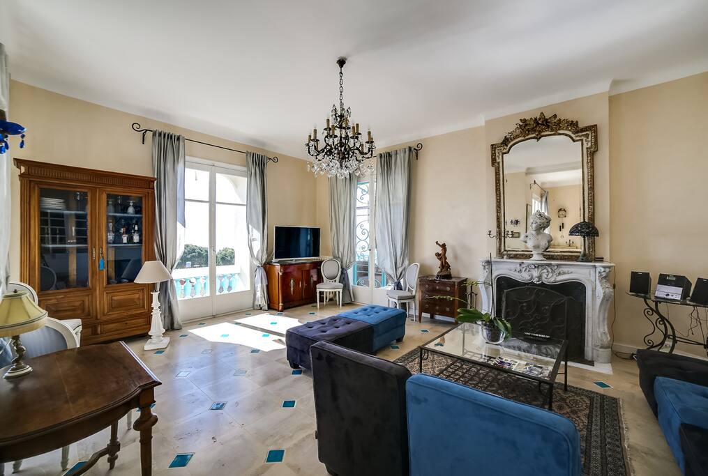 Living room (1)