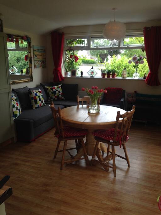 Seating area